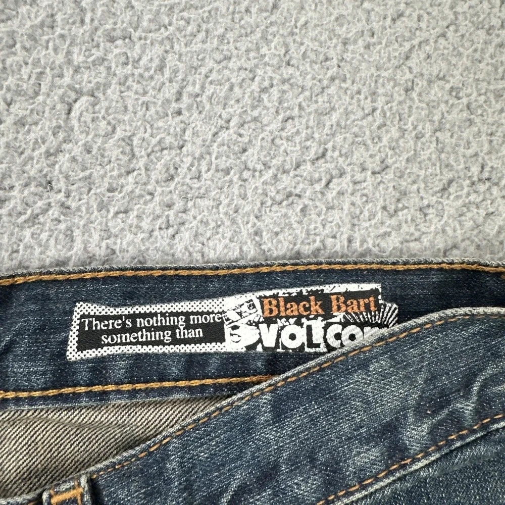 VTG Y2K Volcom Black Bart Button Fly Jeans Men 30x32 Blue Straight Leg Painted